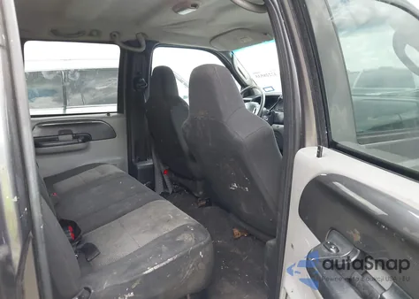 2003 Ford F-250 Lariat/Xl/Xlt z USA, uszkodzony, nr VIN 1FTNW20L83ED89262